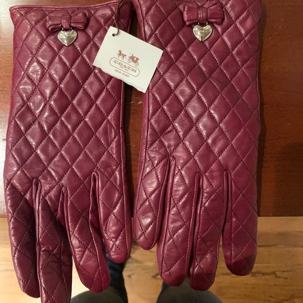 Coach all leather gloves